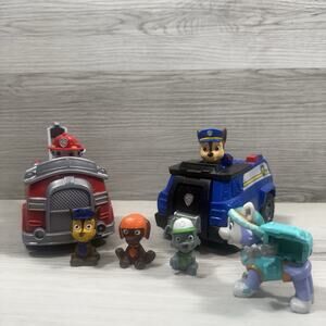 PAW Patrol Action Figures & Vehicles Mixed Lot Chase Marshall Rocky Zuma Everest